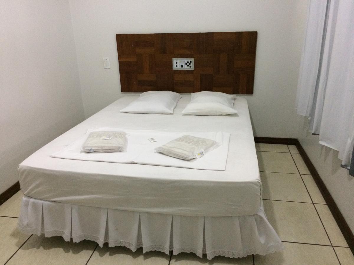 Hotel Beira Rio Teófilo Otoni Kültér fotó